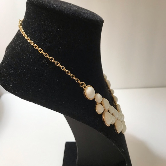 Liz Claiborne White Cobachon Gold Necklace - Picture 3 of 8